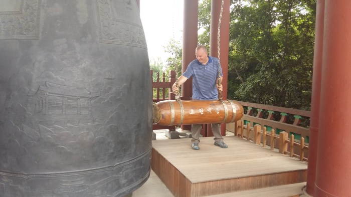 It was impossible to miss!