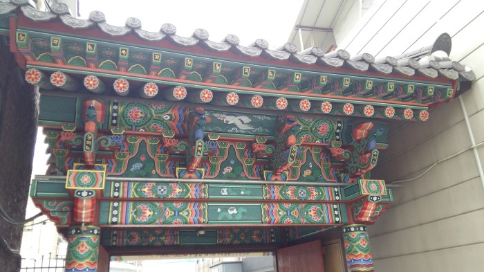 Suwon Buddhist temple