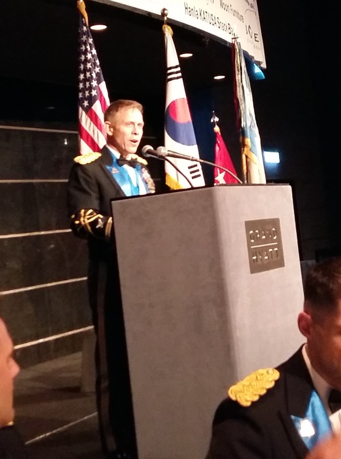 2016 MI Ball Seoul COL Arnold