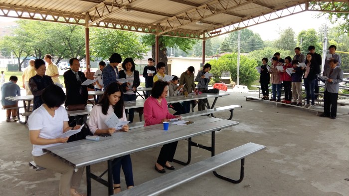 Yongsan Traditional Protestant Service picnic